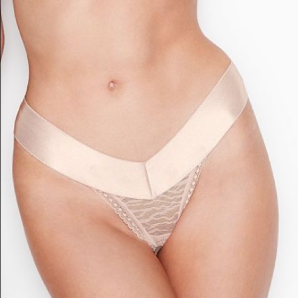 Victoria’s Secret High Leg Lace Thong NWT
